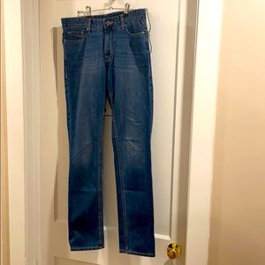 CALVIN KLEIN SLIM STRAIGHT JEANS